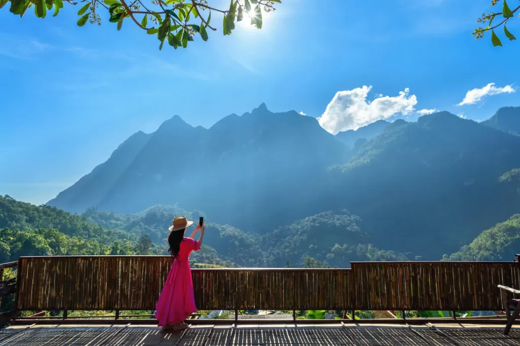 ချုံချင့် - ဝူလုံ (5D4N)